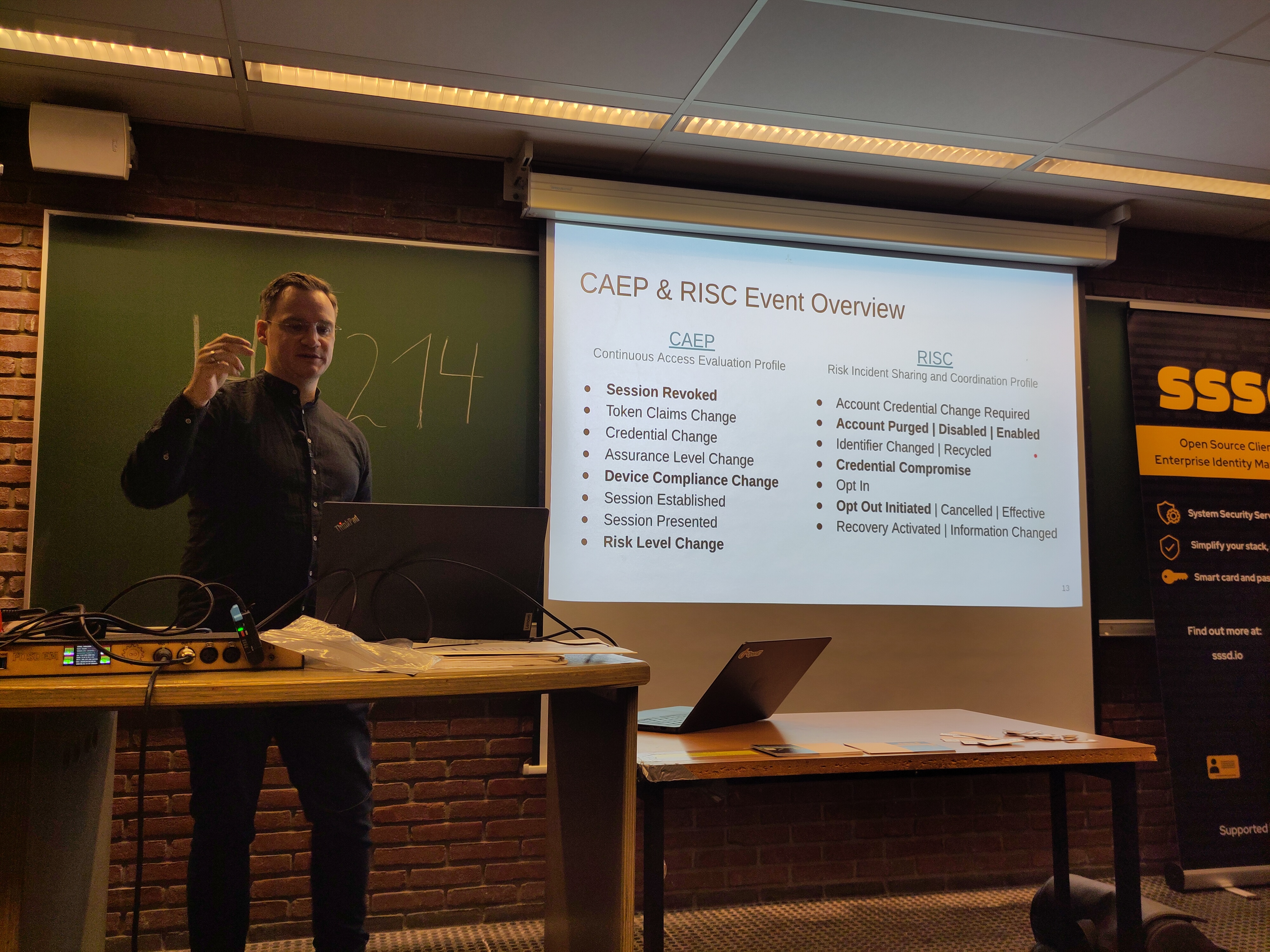 Thomas Darimont giving a presentation on OpenID&rsquo;s shared signals framework.